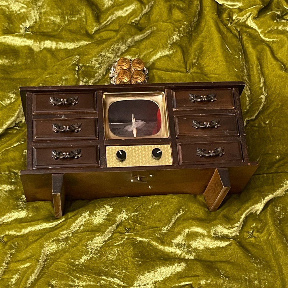 Vintage Miniature Wooden ballerina on tv jewelry box (read below) Lipstick stand
